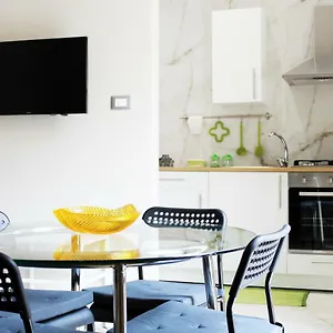  Appartamento Casa Verdi, Confortevole Bilocale In Centro, 1° P